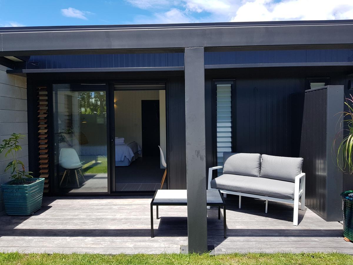 Admiral Waters Bed and Breakfast Cooks Beach Exteriör bild